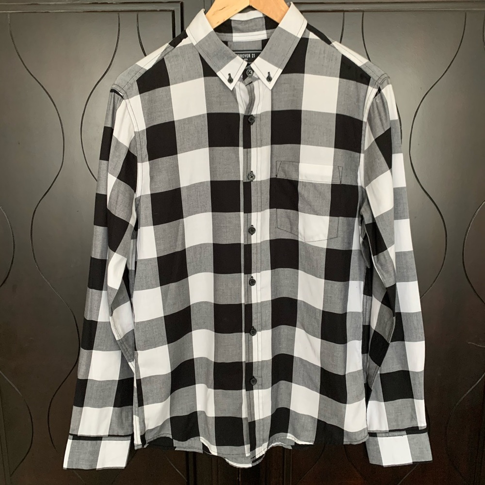Forever 21 Black and White Buffalo Check Button-up